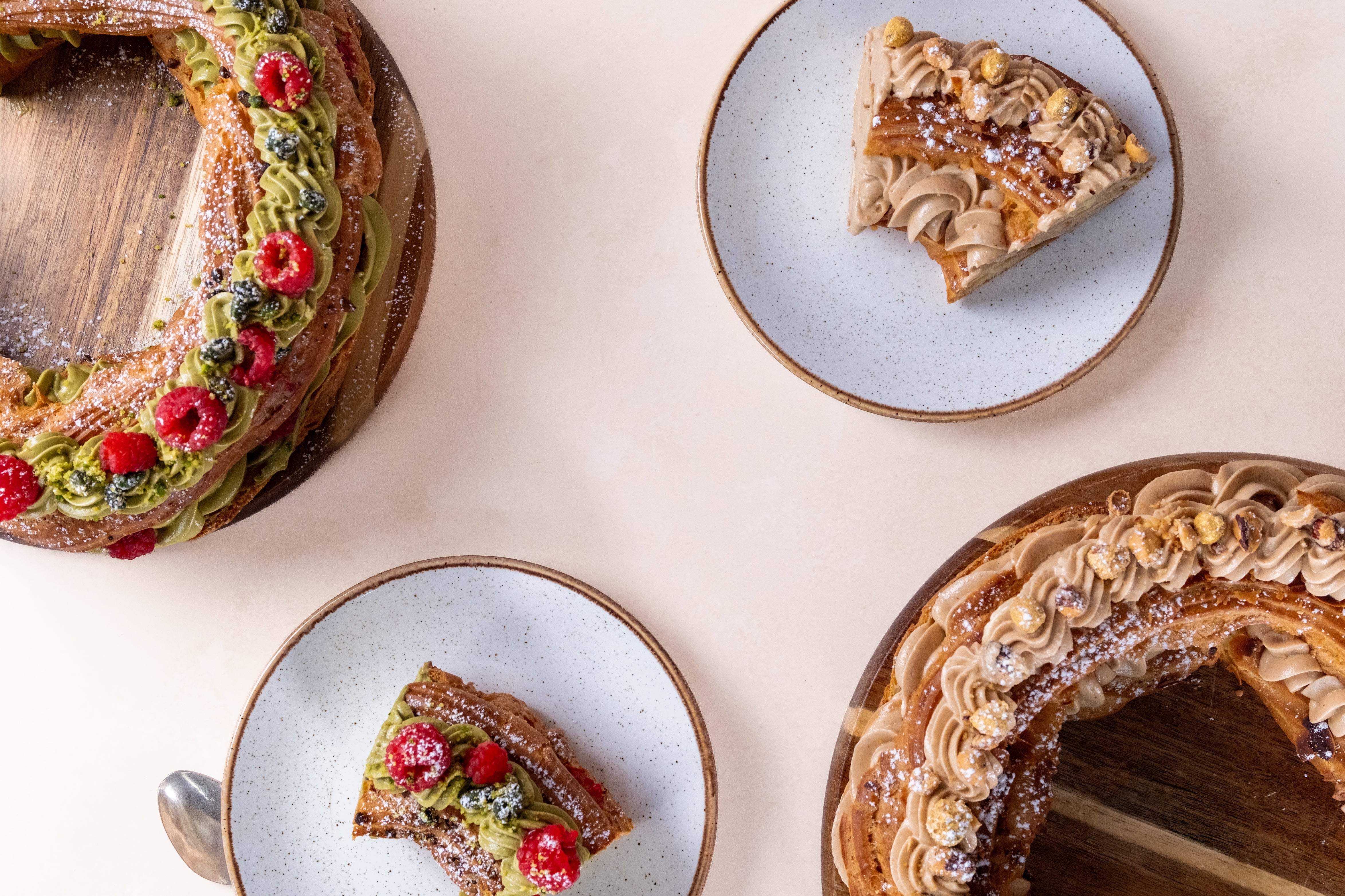 Praline Paris Brest Celebration Crown - Image 4